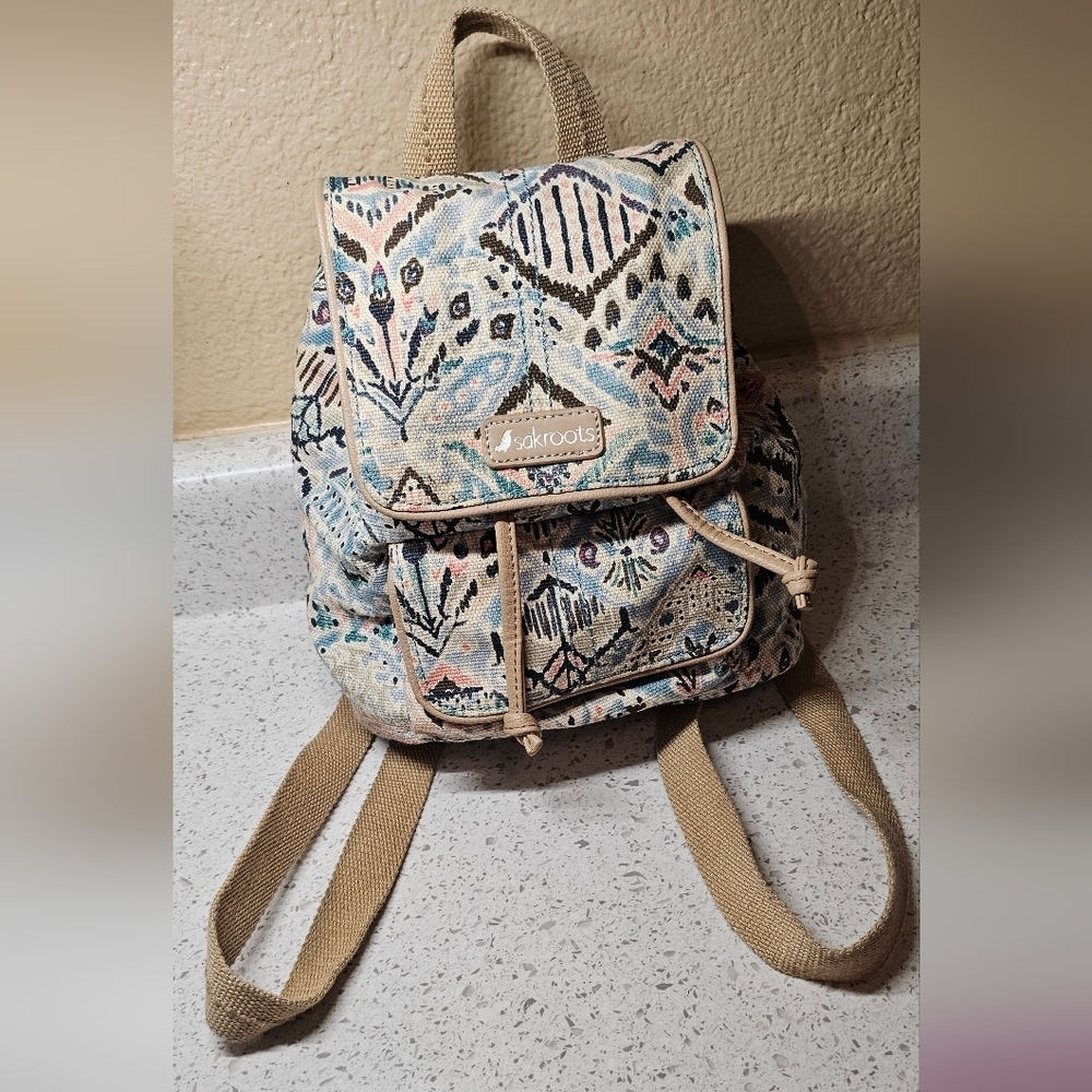 EUC The Sakroots Metro Mini Flap Backpack in Turquoise Brave Beauti